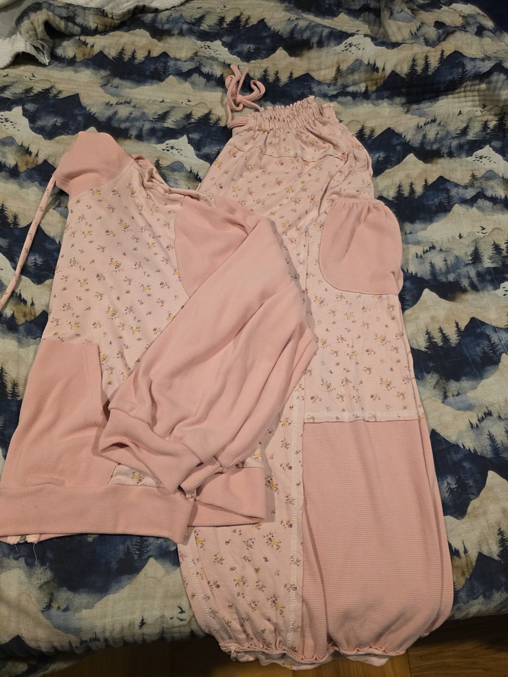 POL Pink Floral Patchwork Track Pants & Joggers Set